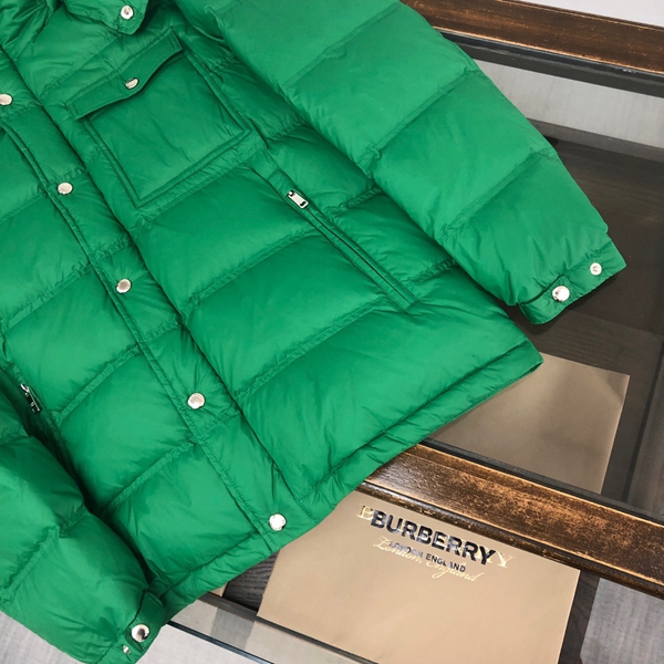 ハイクオリティダウンジャケット素材ディテール